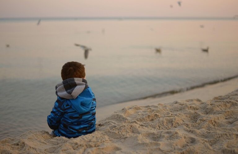 L’enfance du futur évitant dédaigneux